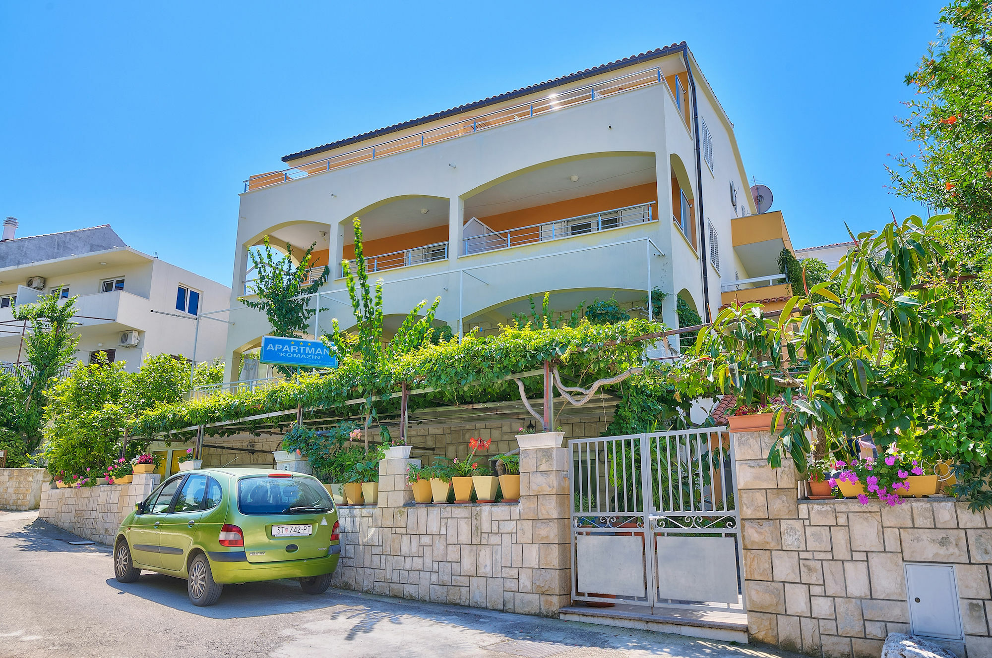 Apartments Komazin Hvar Town Exterior foto